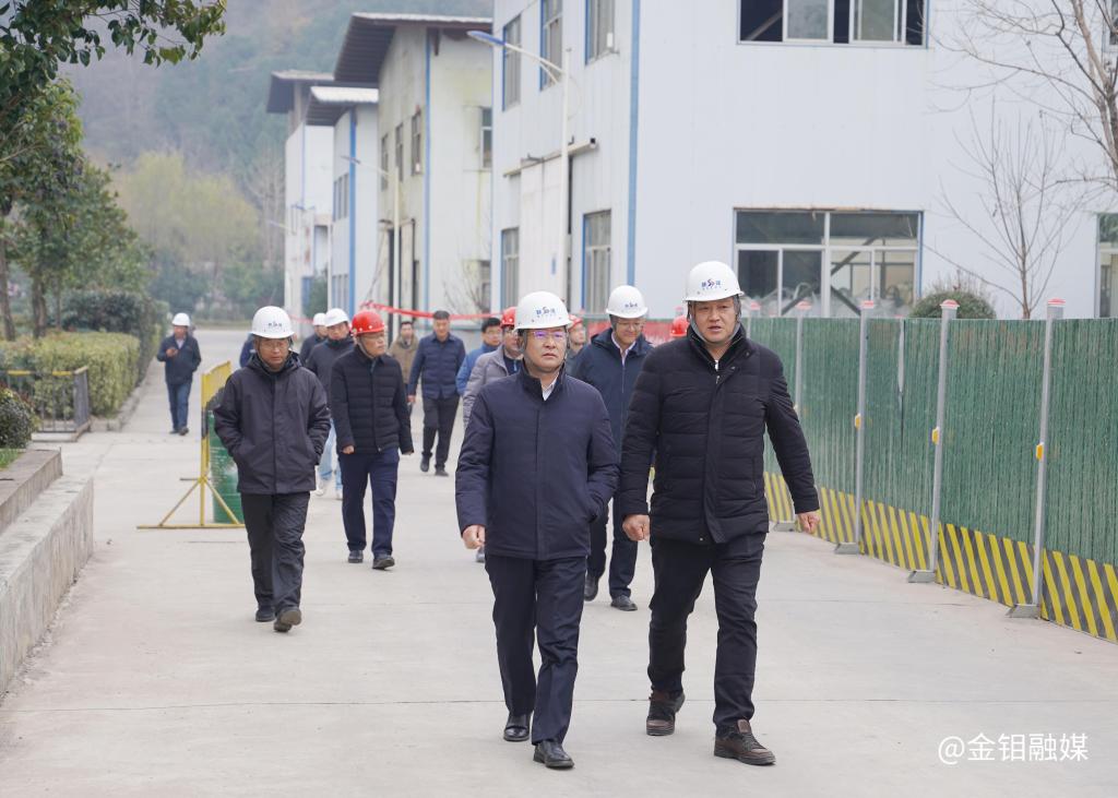 20241211-严平到驻山阳权属企业调研 (4).jpg 20241211-严平到驻山阳权属企业调研 (4).jpg