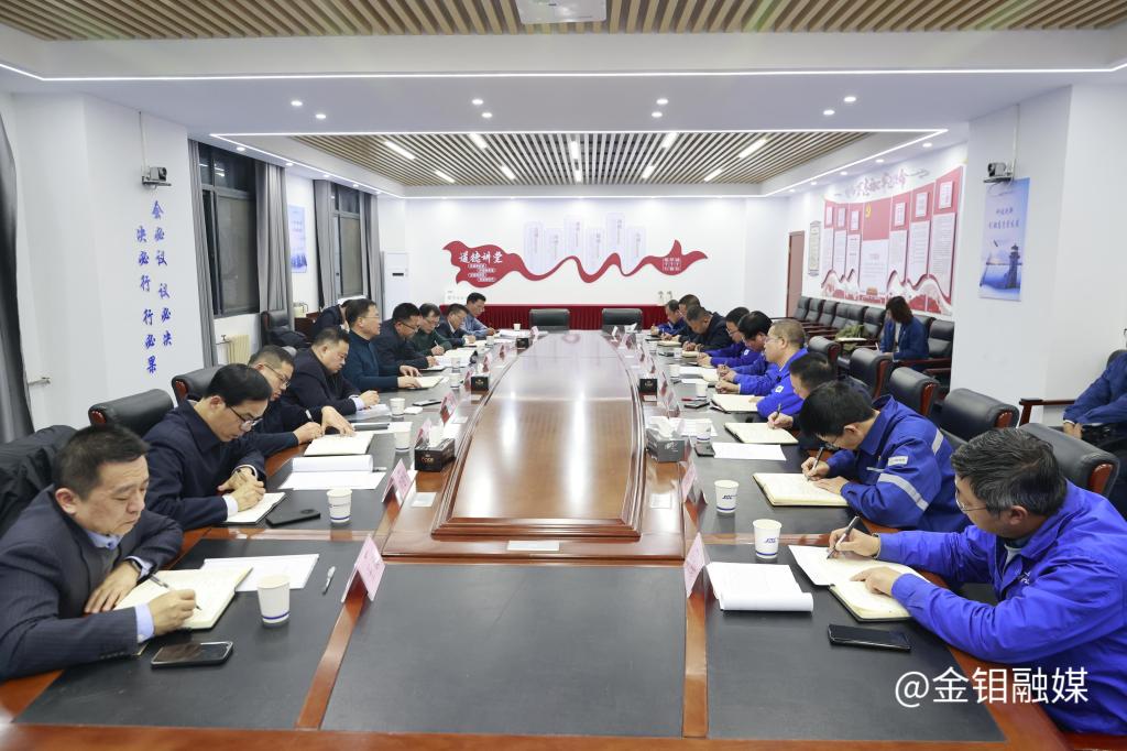 20231218-严平一行调研化学 (3).JPG