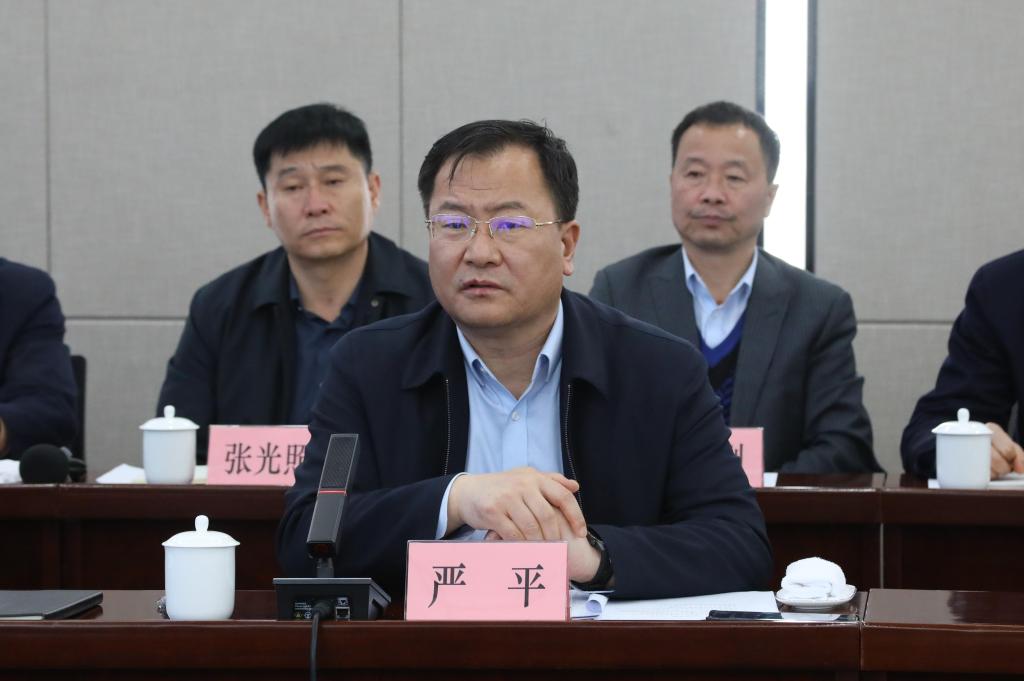 20250312-渭南市华州区区委书记李扩一行深入公司调研 (6).jpg