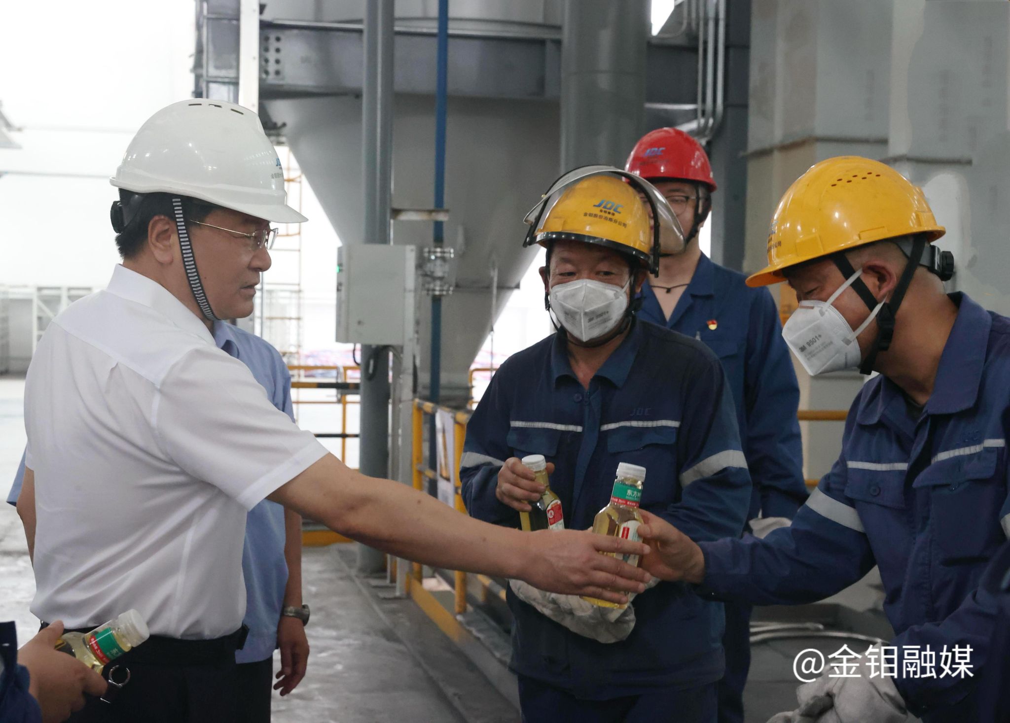 20260716-董事长送清凉.jpg