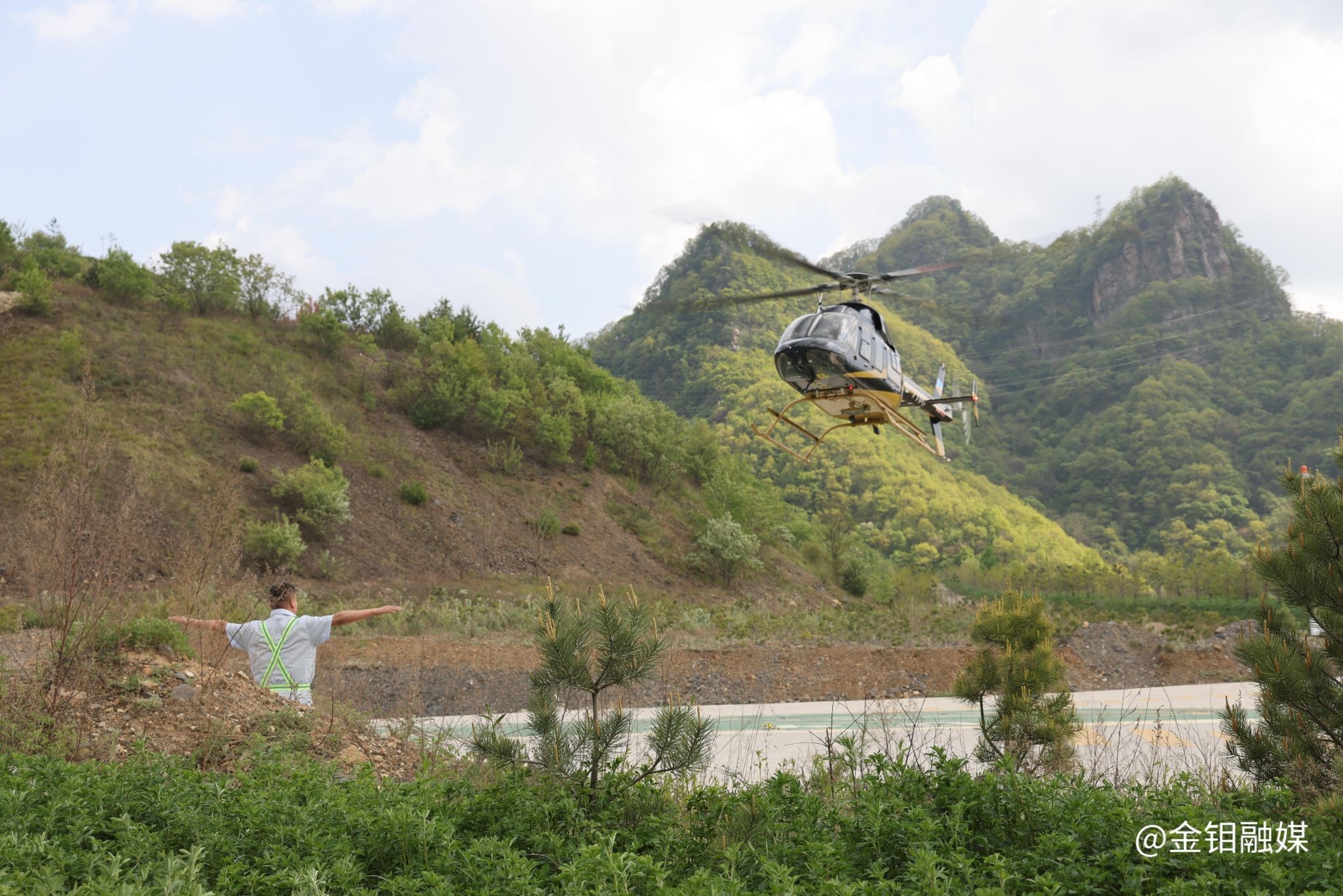 20260430-以练备战守底线 空地联动护安全 (1).JPG